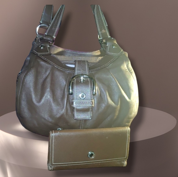 COACH LYNN SOHO BROWN SOFT LEATHER HOBO BAG & matching wallet